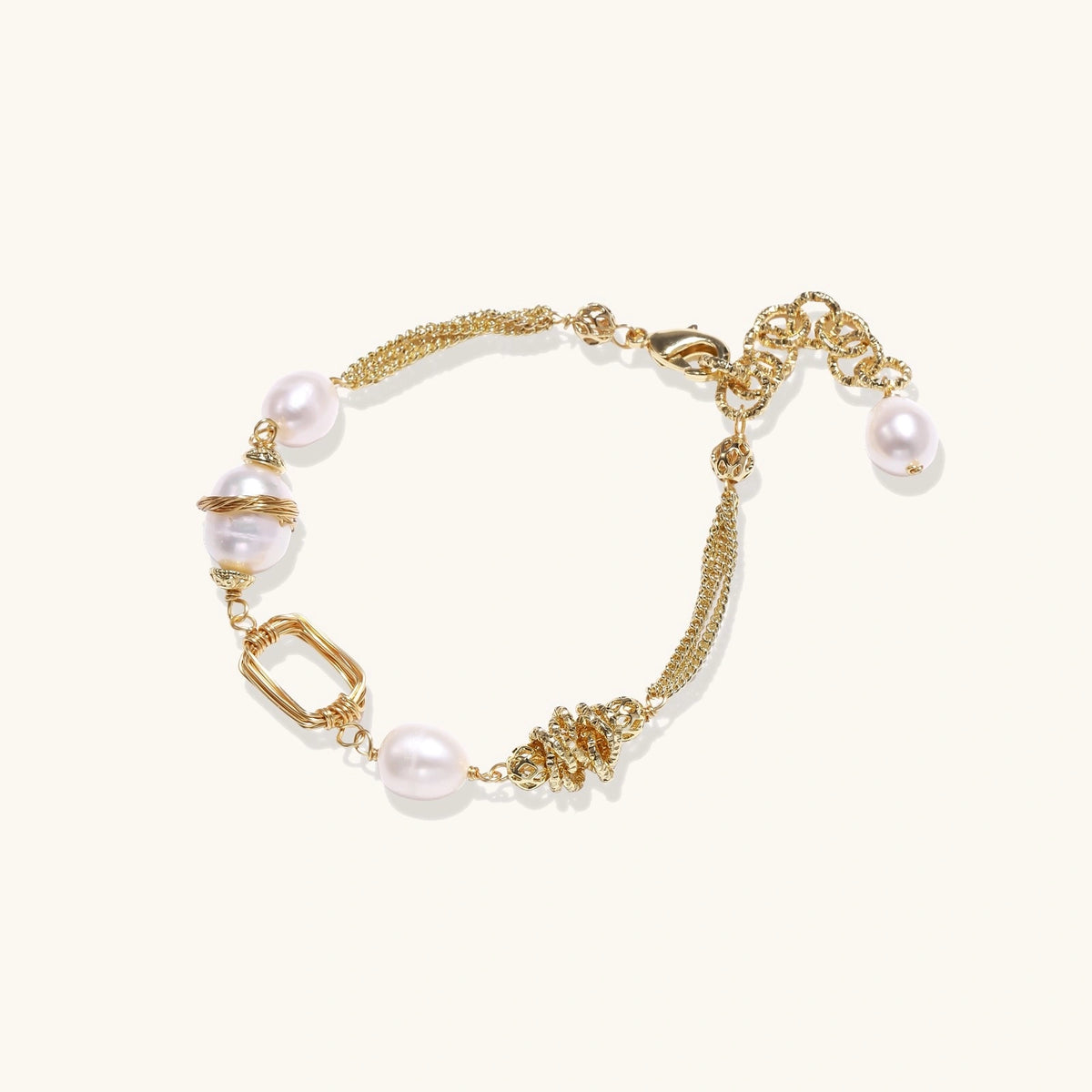 PULSERA GOLDEN PEARL CHAIN - BAÑO EN ORO 14K Y PERLAS CULTIVADAS