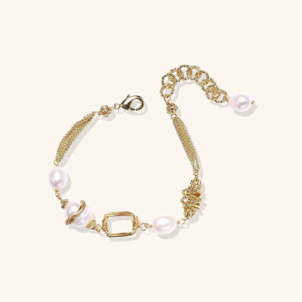 PULSERA GOLDEN PEARL CHAIN - BAÑO EN ORO 14K Y PERLAS CULTIVADAS